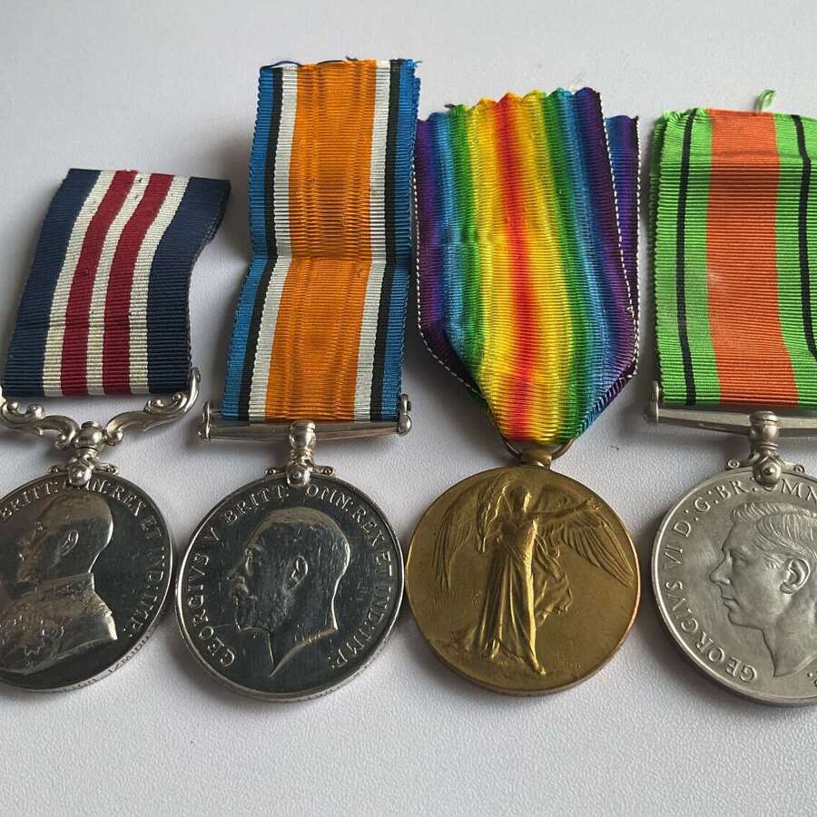 Military Medal, pair & Defence Medal Middlesex Reg
