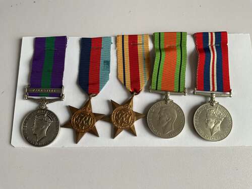 Palastine WW2 Group Kings Own Royal Regiment