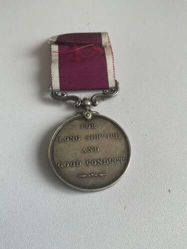  Army L.S. & G.C., G.V.R., 1st issue Gloucester. Regiment.) 