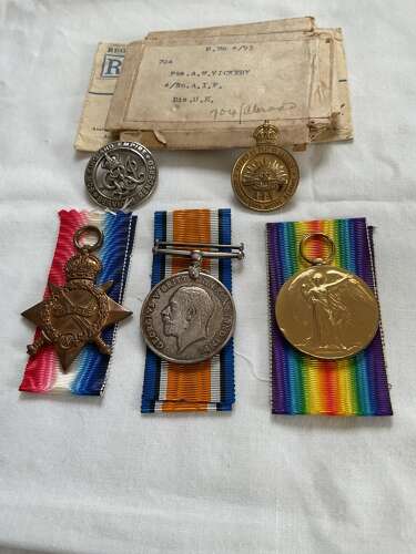 Australian Trio & Silver War Badge