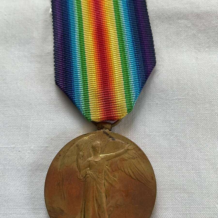Victory Medal  6-3535 Private T. Prior Noorthumberland Fusiliers