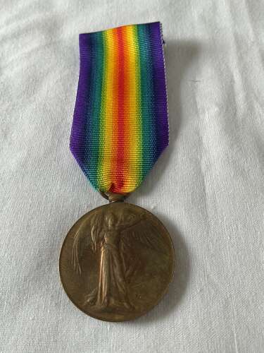 Victory Medal  22742 Private H. Carnell Worcestershire Regiment
