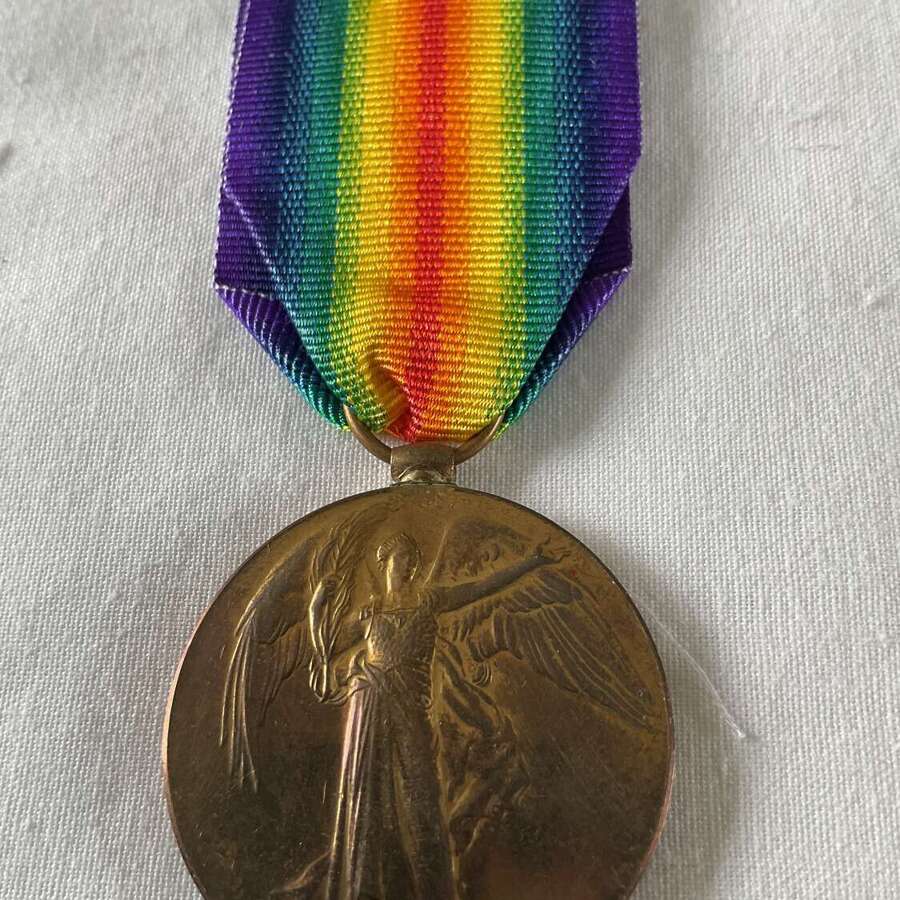 Victory Medal  3331 Driver T. Hardaker Royal Artillery