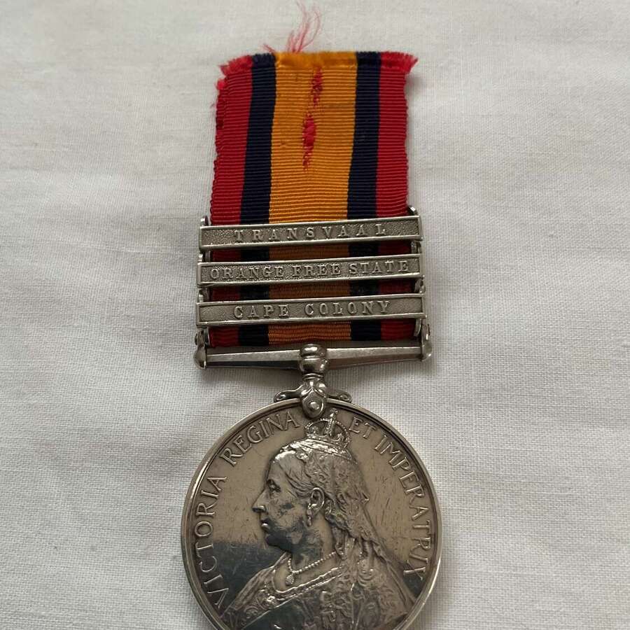 3 Bar Queens South Africa Medal. Manchester Regiment